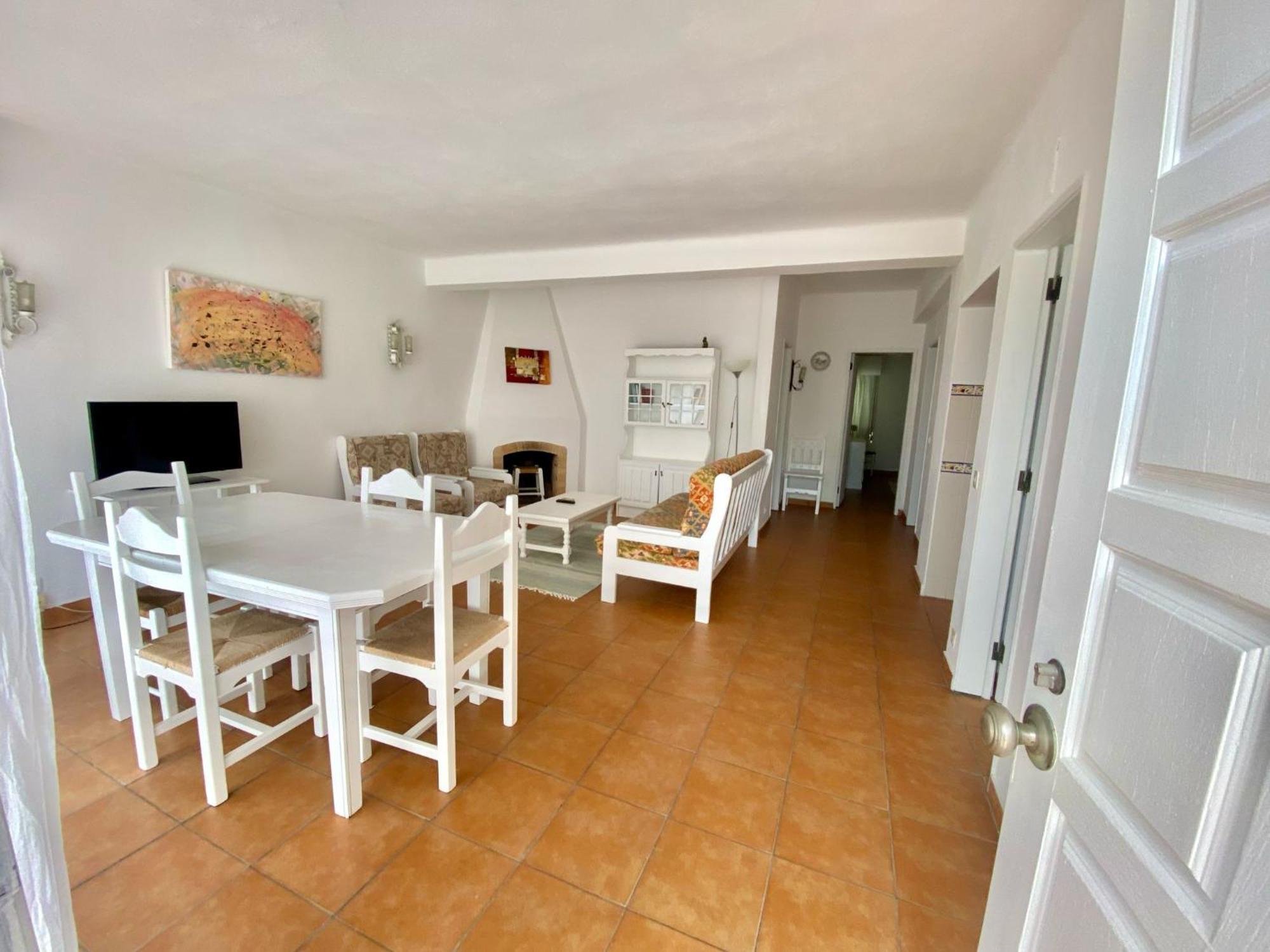 Vilas Marrocha Porches  Bilik gambar